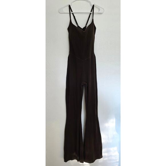 BuffBunny Collection Legacy Flare Bodysuit Cold Brew Open Back Wide Leg Jumpsuit - Picture 3 of 11